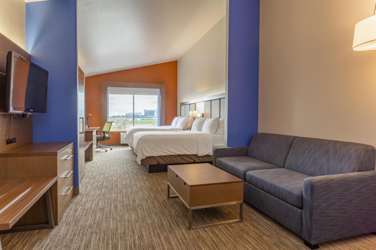 Holiday Inn Express Rockford-Loves Park By Ihg Exterior foto